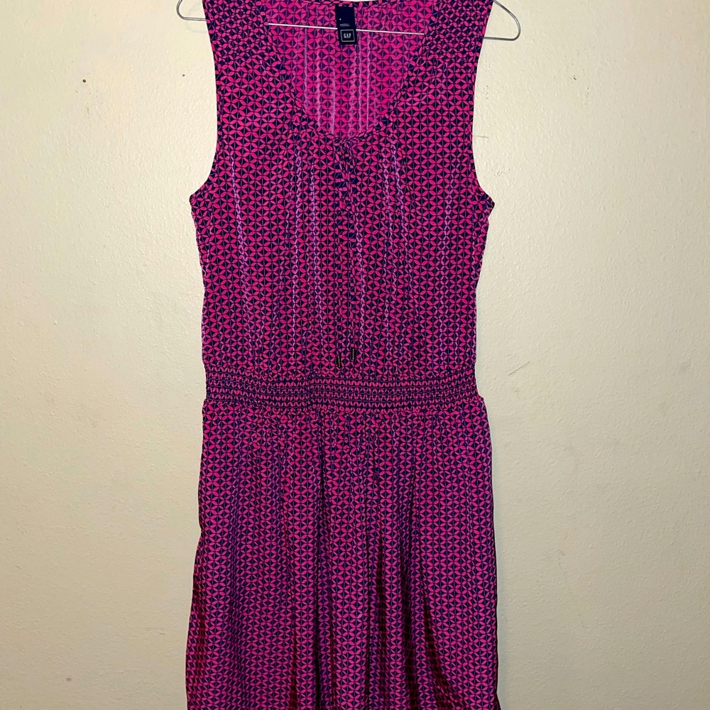 GAP below the knee dress super super cute
